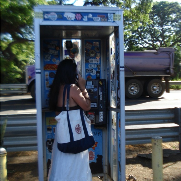 Meet your Posher fam, Karry & Jess - Picture 2 of 2